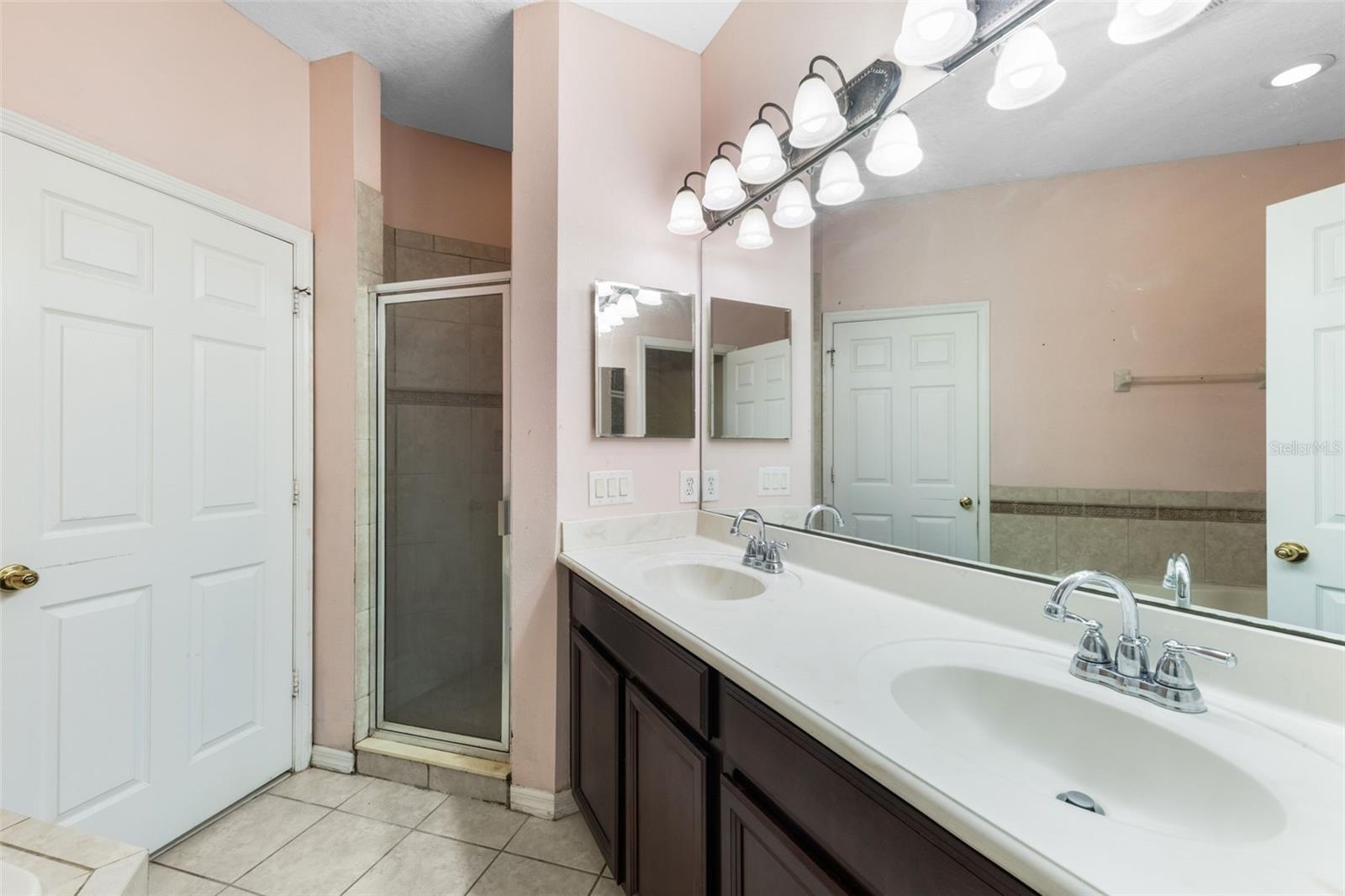 Image 19 of 25 For 1283 Travertine Terrace