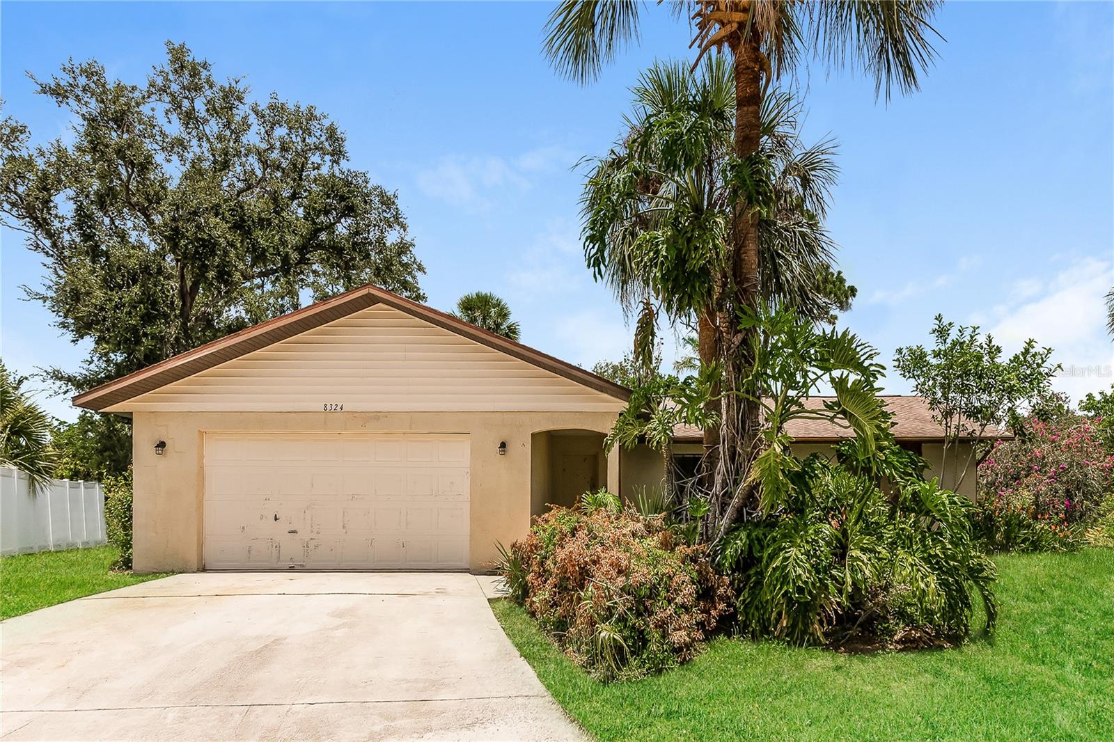 Details for 8324 Brandeis Circle E, SARASOTA, FL 34243