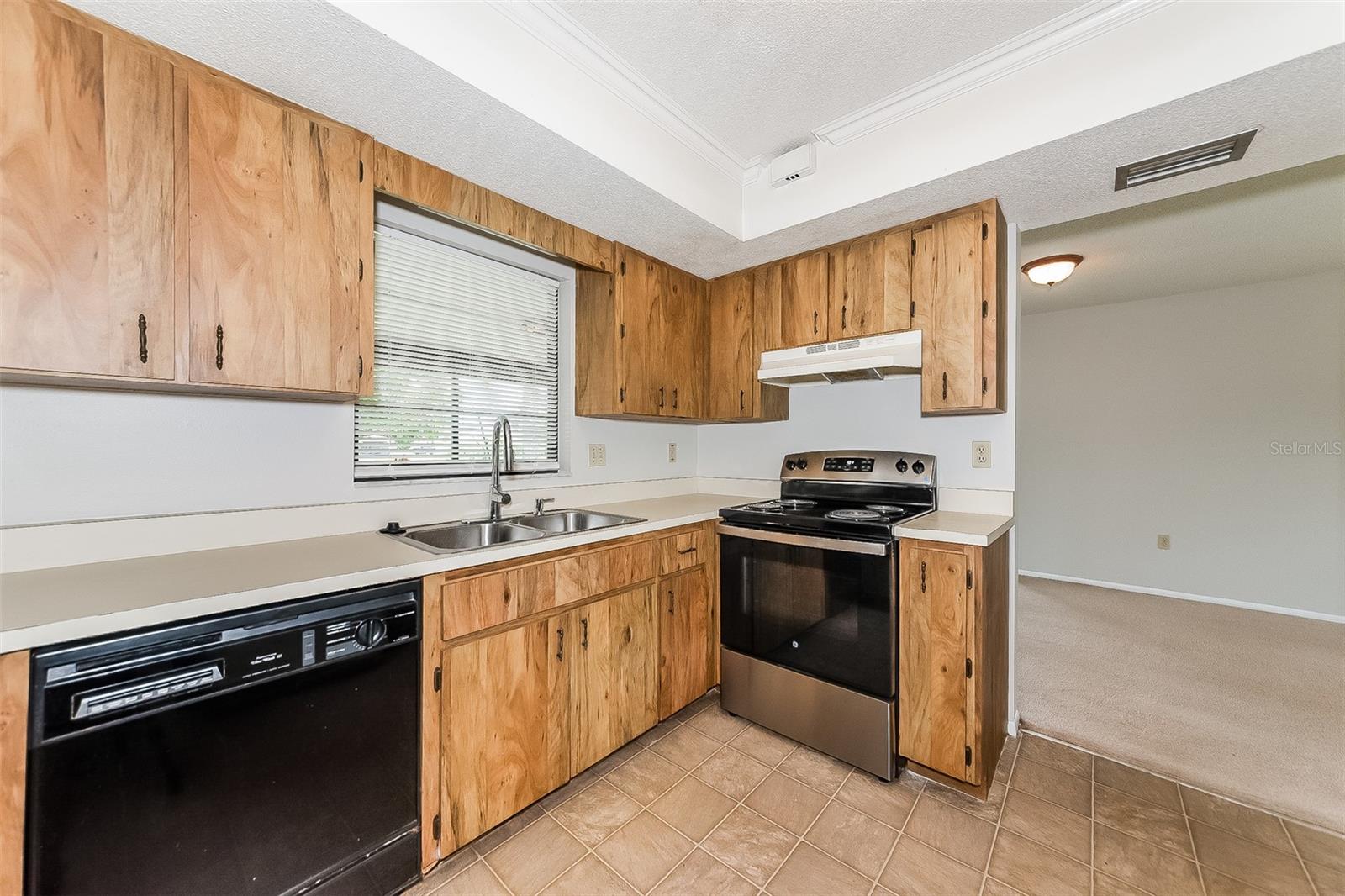 Image 9 of 18 For 8324 Brandeis Circle E