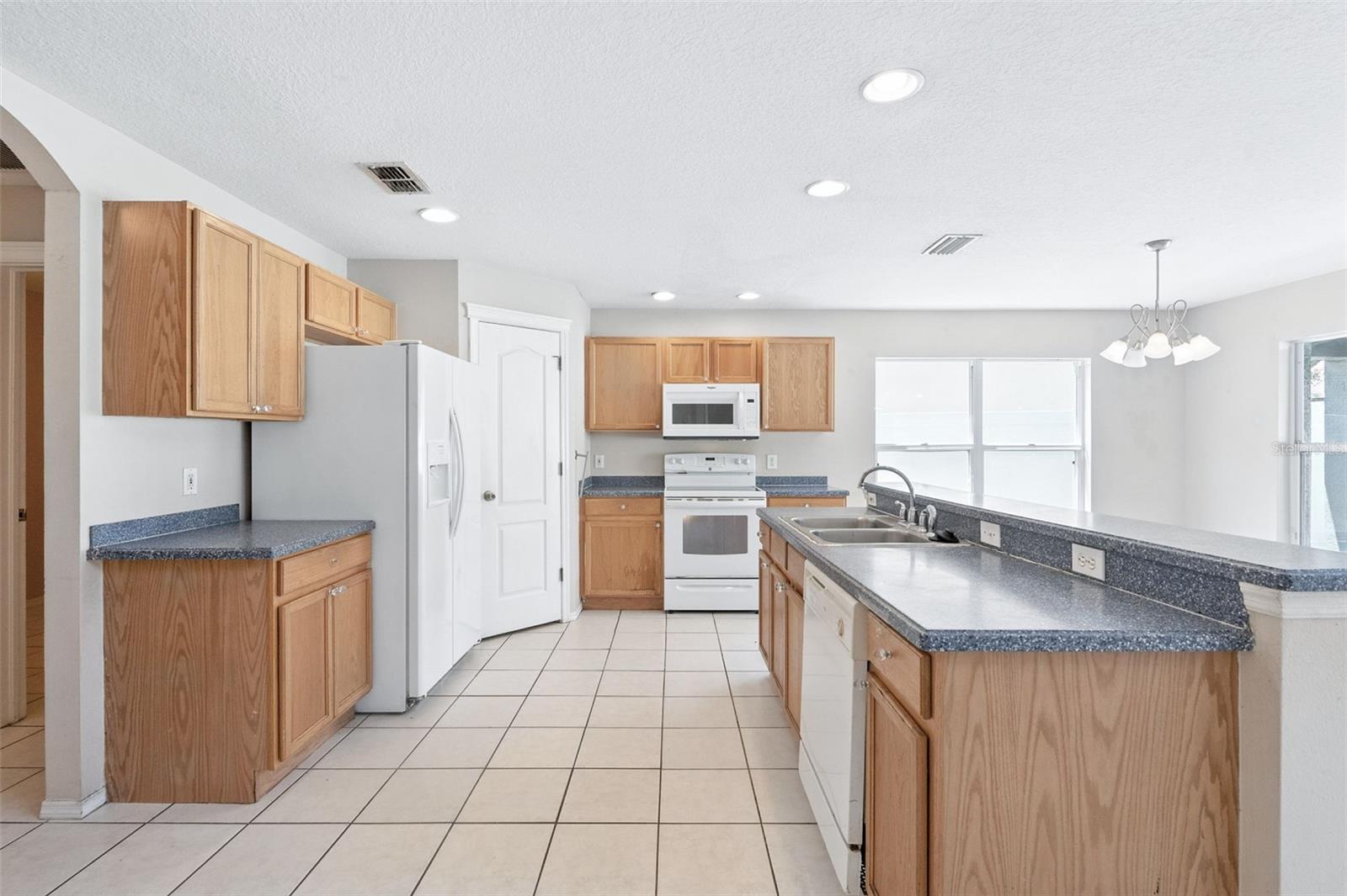 Image 13 of 37 For 5601 Tanagergrove Way