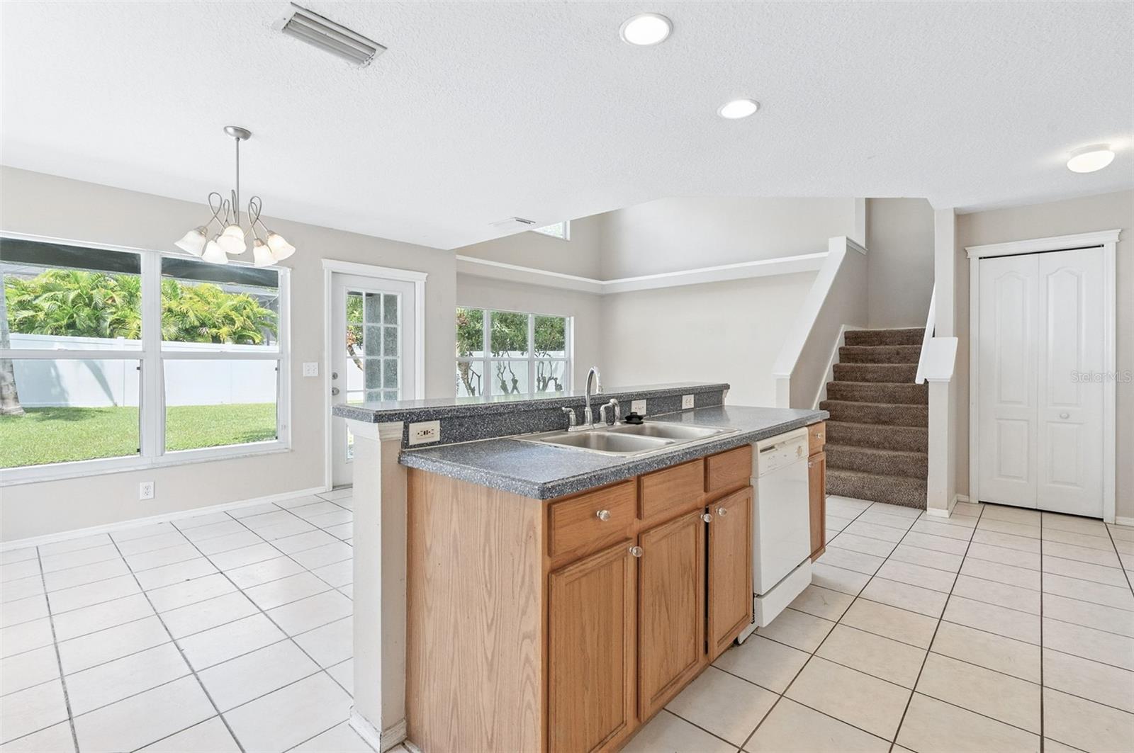 Image 14 of 37 For 5601 Tanagergrove Way
