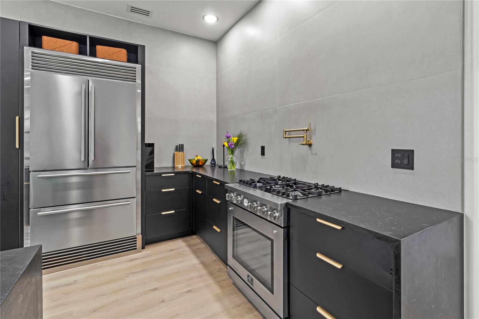 Image 16 of 37 For 3635 80th Drive E