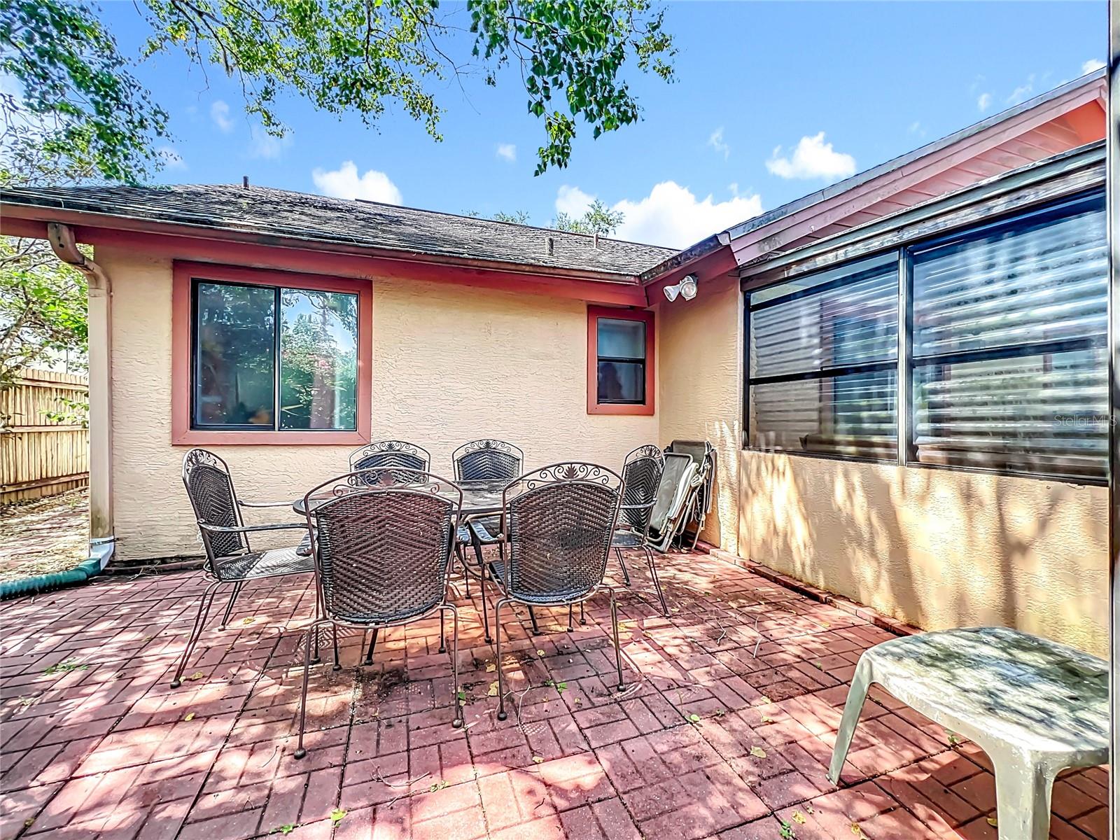 Image 11 of 44 For 10315 Taraby Court