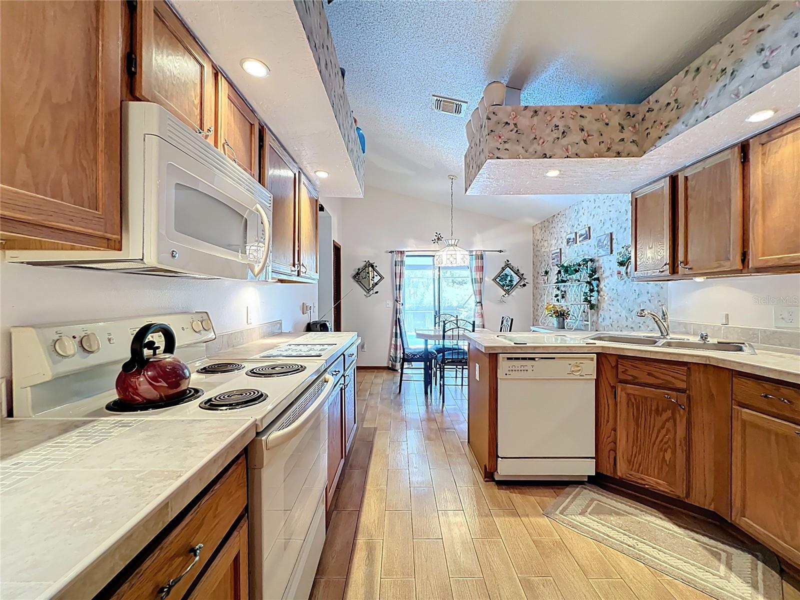 Image 25 of 44 For 10315 Taraby Court