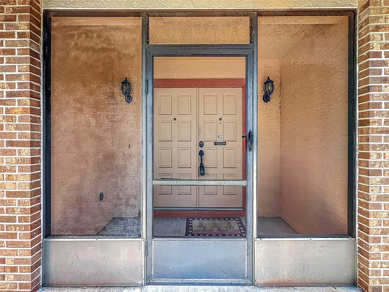 Image 5 of 44 For 10315 Taraby Court