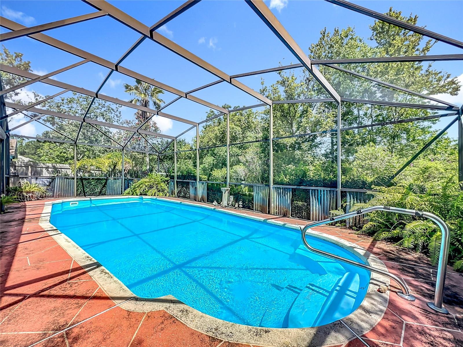 Image 6 of 44 For 10315 Taraby Court