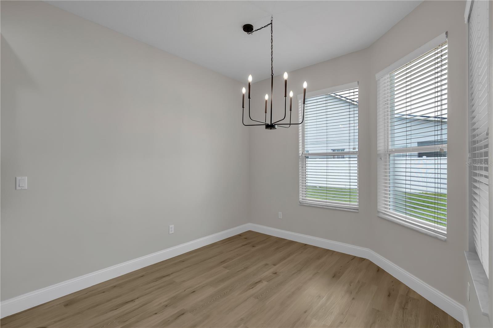 Image 22 of 55 For 13235 Hatherton Circle