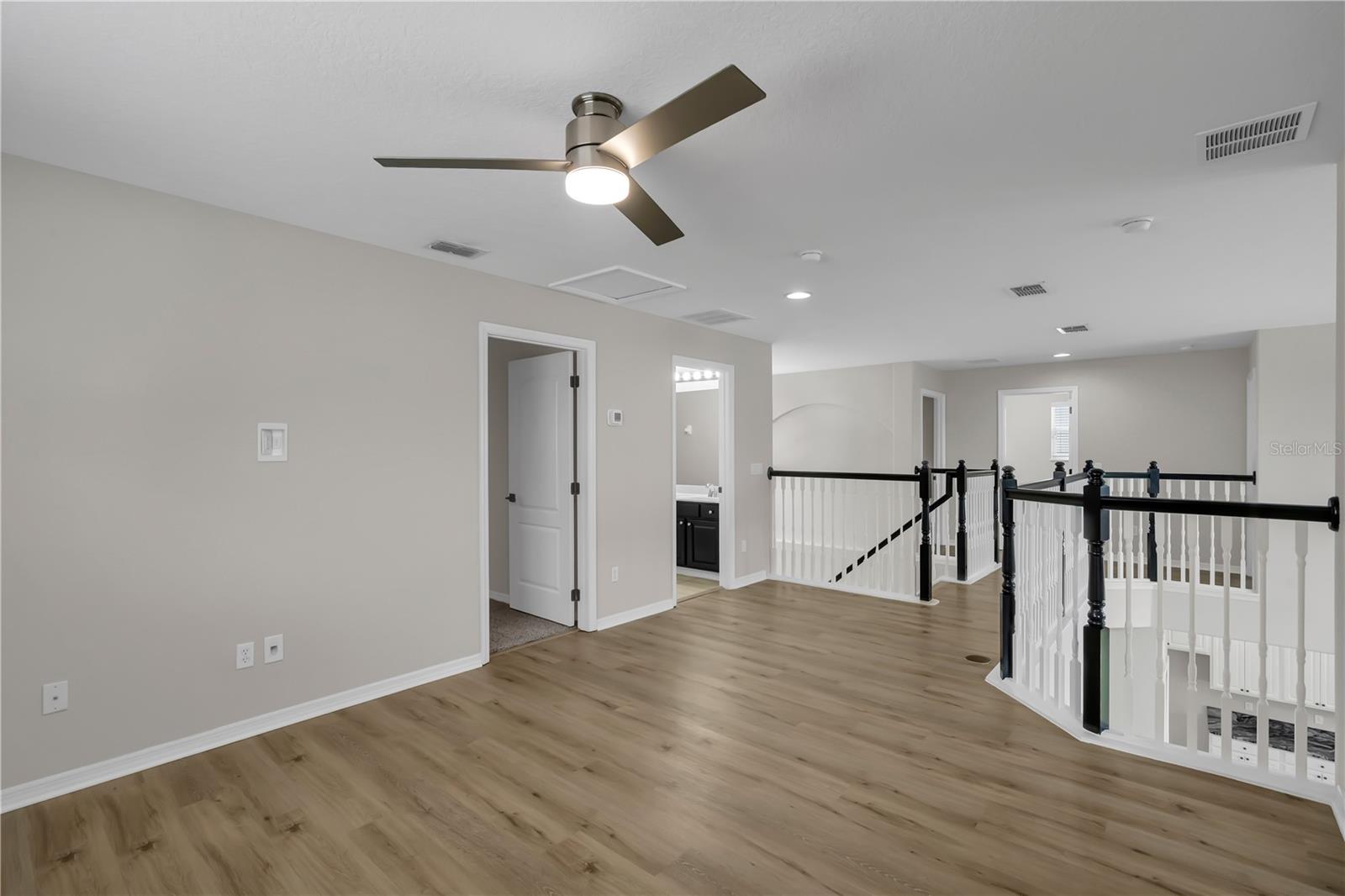 Image 29 of 55 For 13235 Hatherton Circle