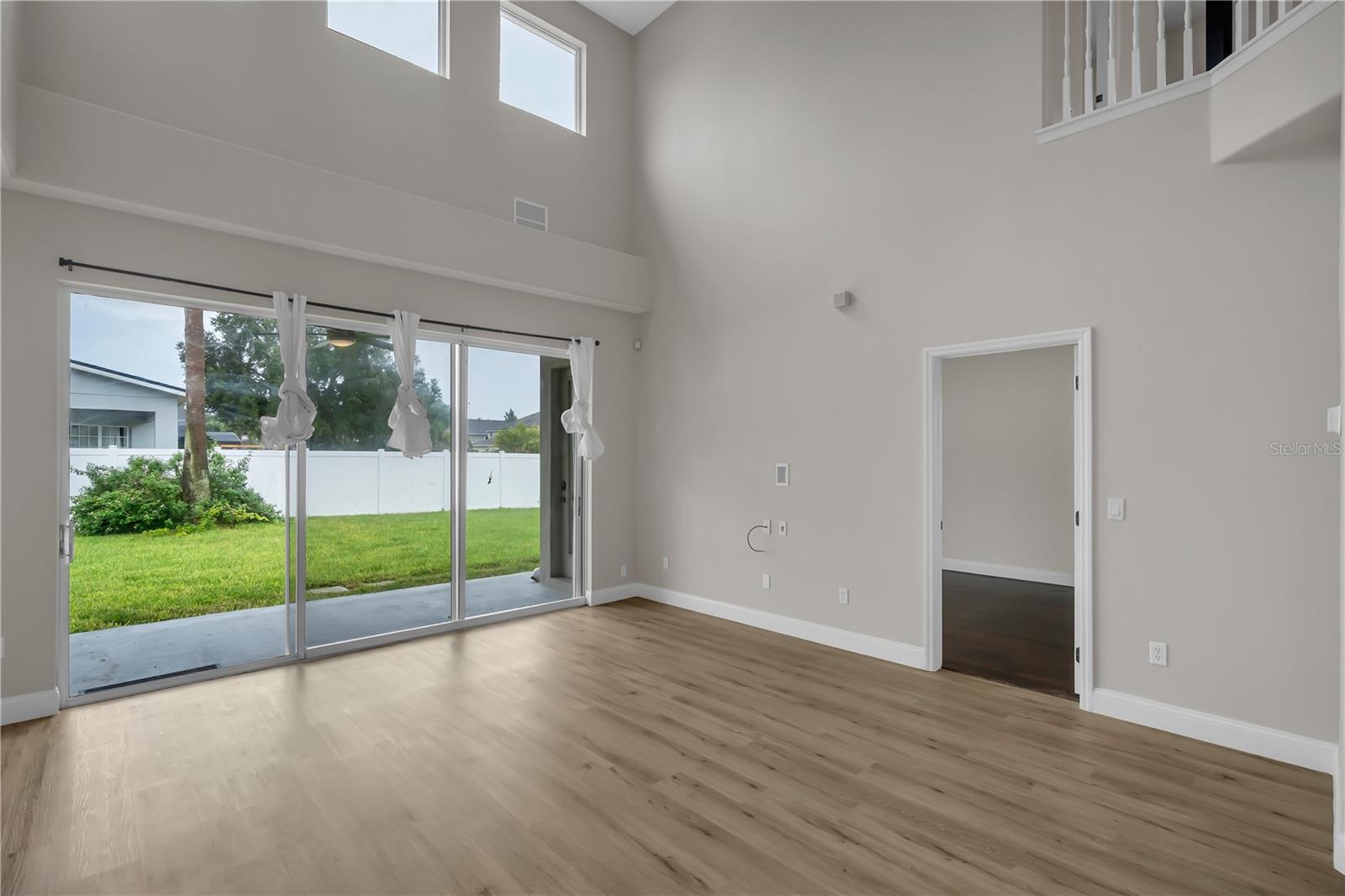 Image 8 of 55 For 13235 Hatherton Circle