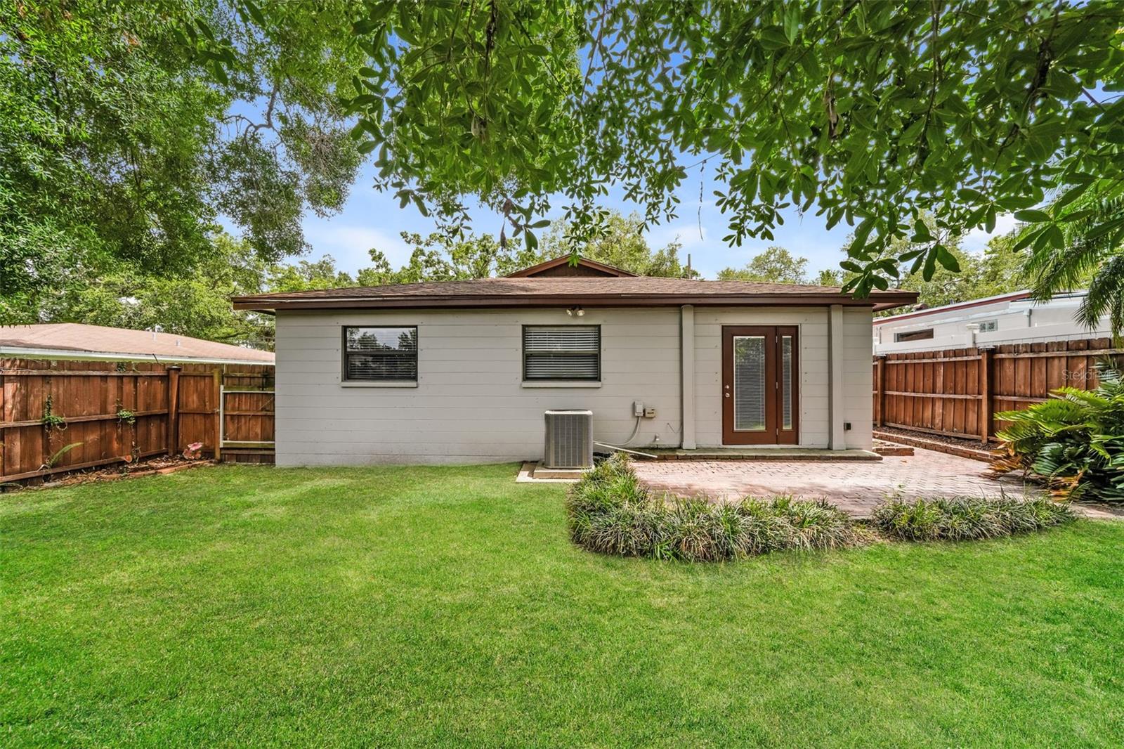 Image 15 of 16 For 2117 Saint Sophia Street