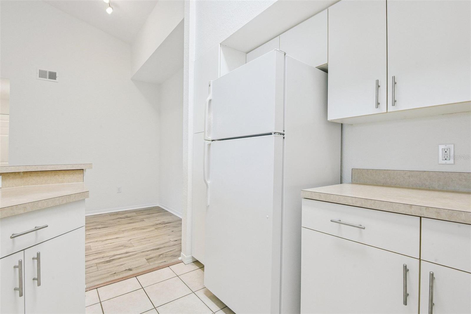 Image 13 of 31 For 4140 Central Sarasota Parkway 1233