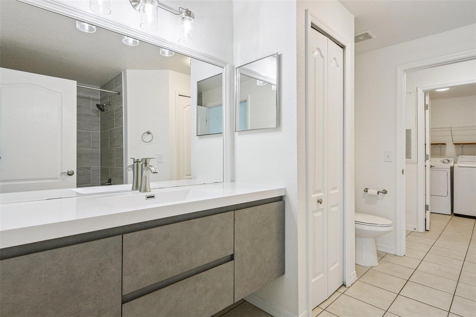 Image 17 of 31 For 4140 Central Sarasota Parkway 1233