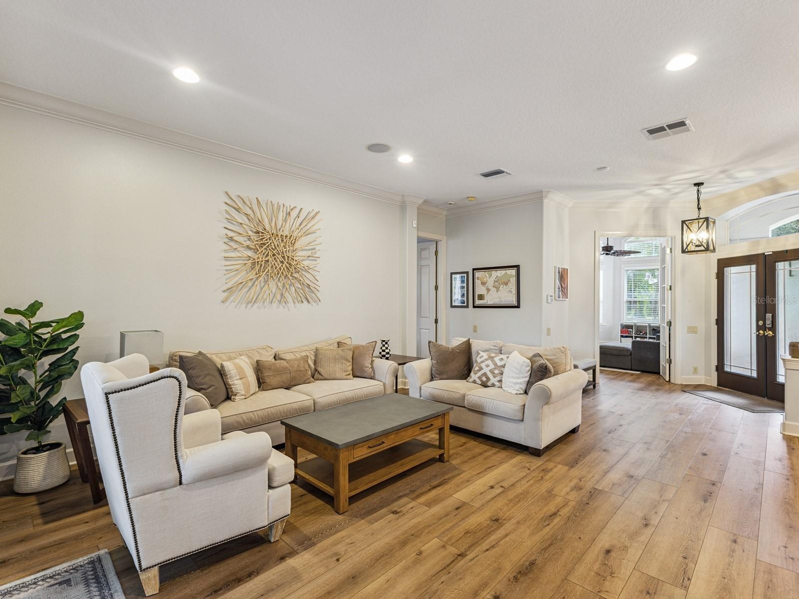 Image 7 of 39 For 5232 Tildens Grove Boulevard