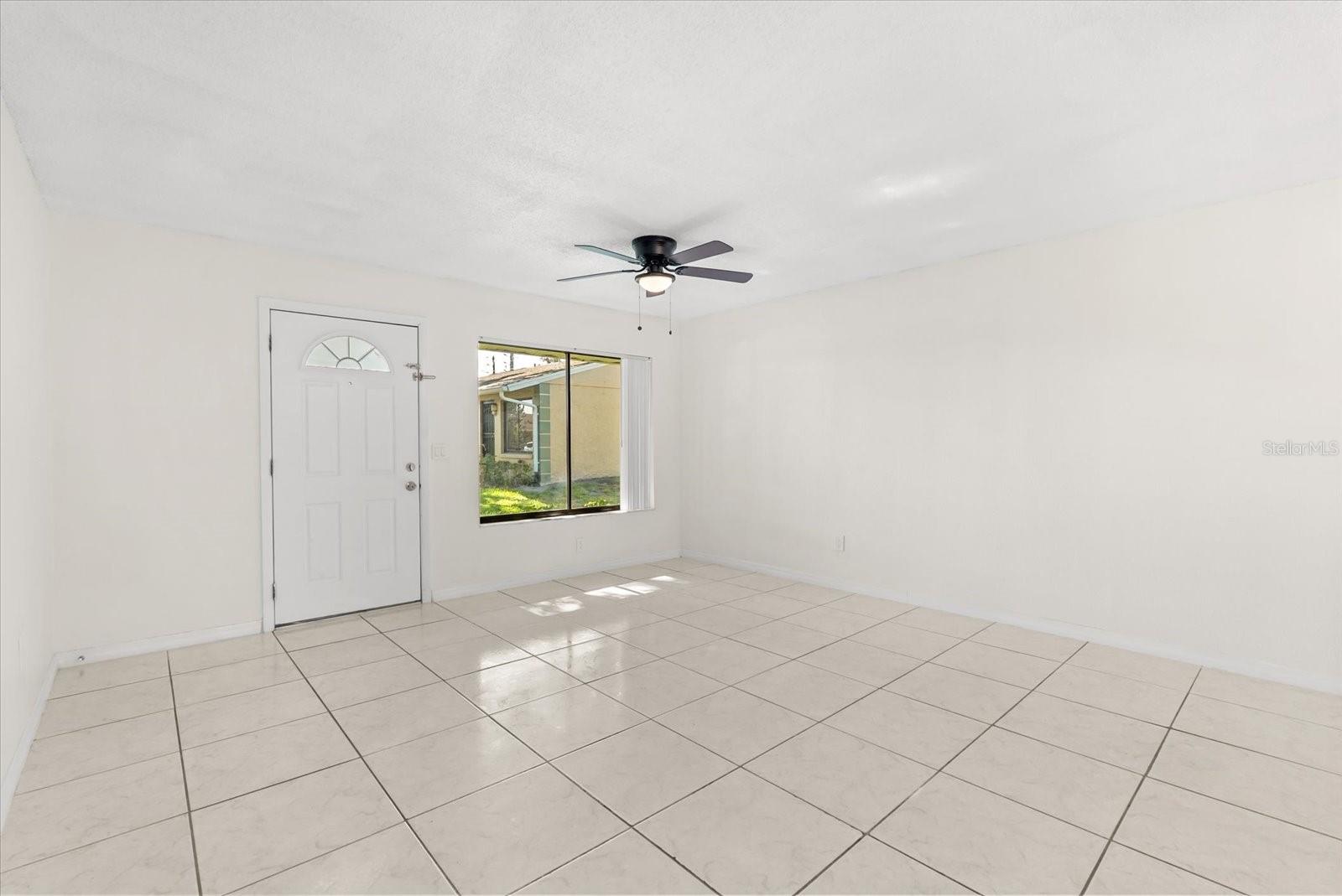 Image 2 of 15 For 725 Northlake Boulevard 45