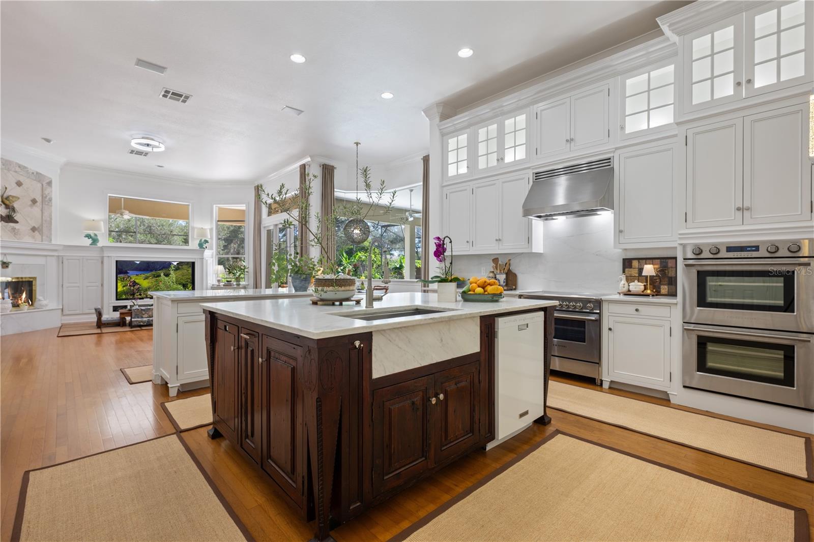 Image 9 of 40 For 10951 Emerald Chase Drive