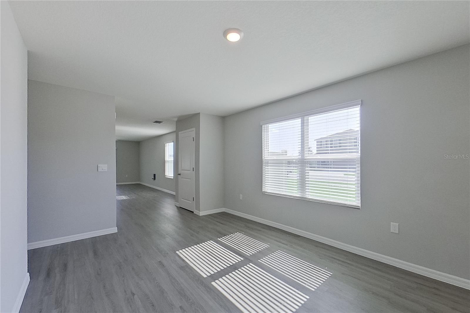 Image 3 of 18 For 4383 85th Lane