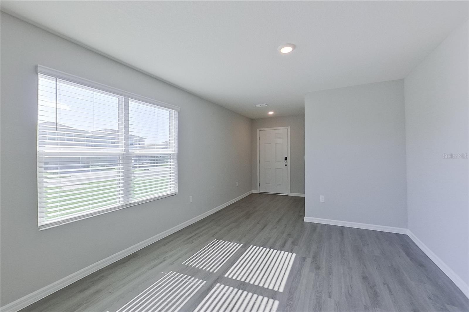 Image 4 of 18 For 4383 85th Lane