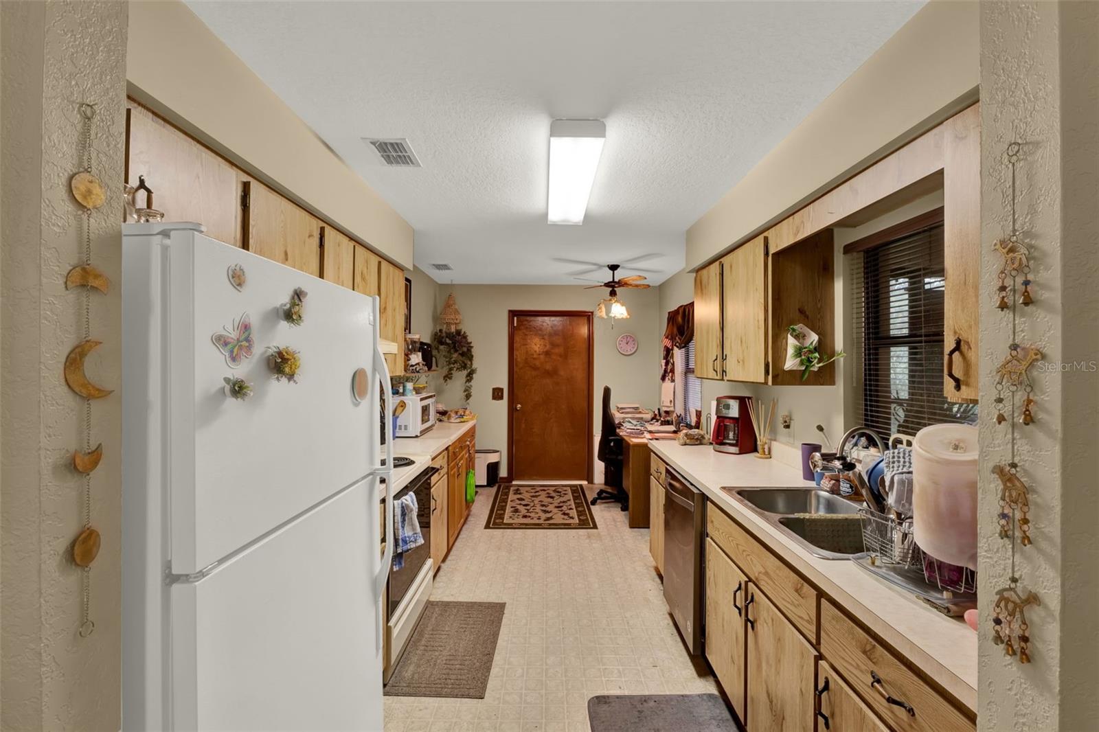 Image 8 of 17 For 82 Teak Run 