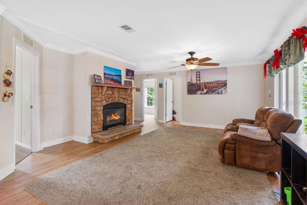 Image 18 of 30 For 24001 126th Lane