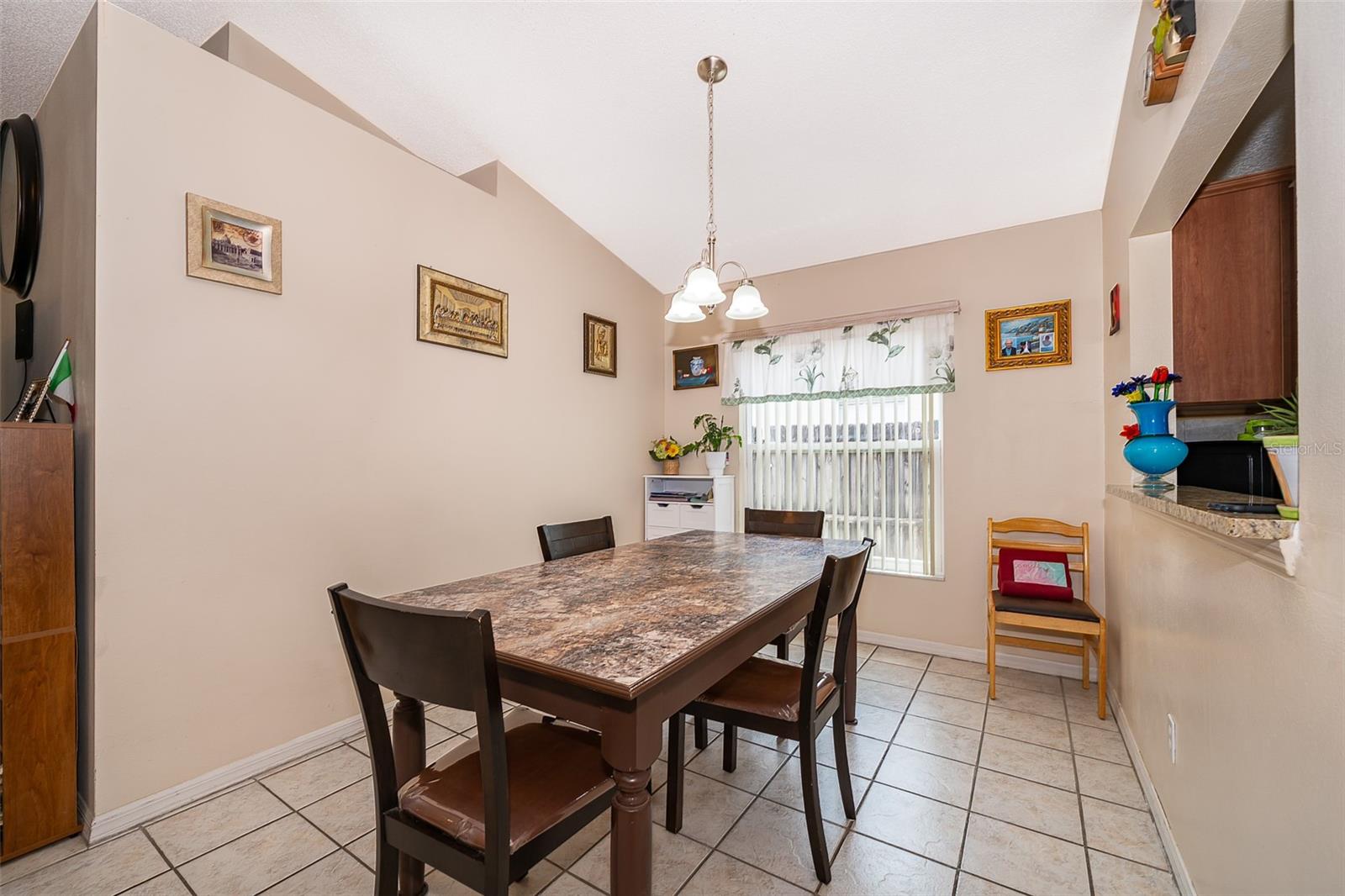 Image 10 of 26 For 9341 Azalea Ridge Way