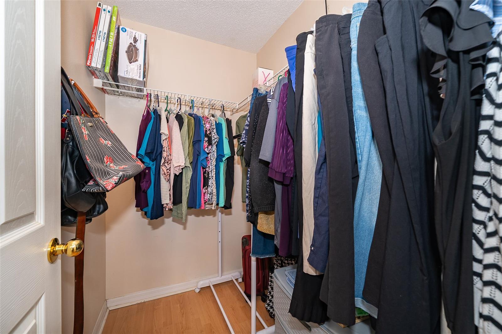 Image 18 of 26 For 9341 Azalea Ridge Way