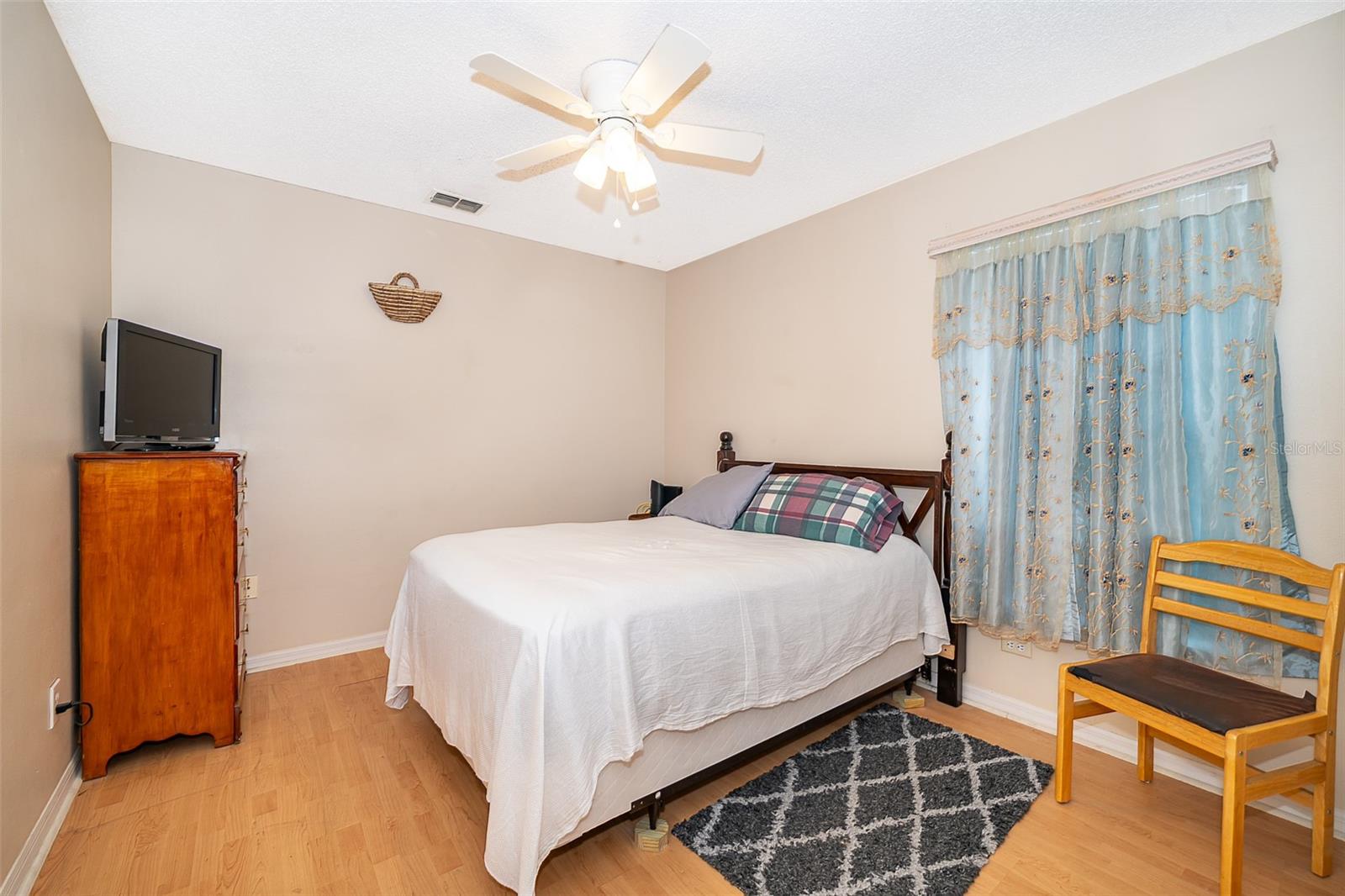 Image 20 of 26 For 9341 Azalea Ridge Way