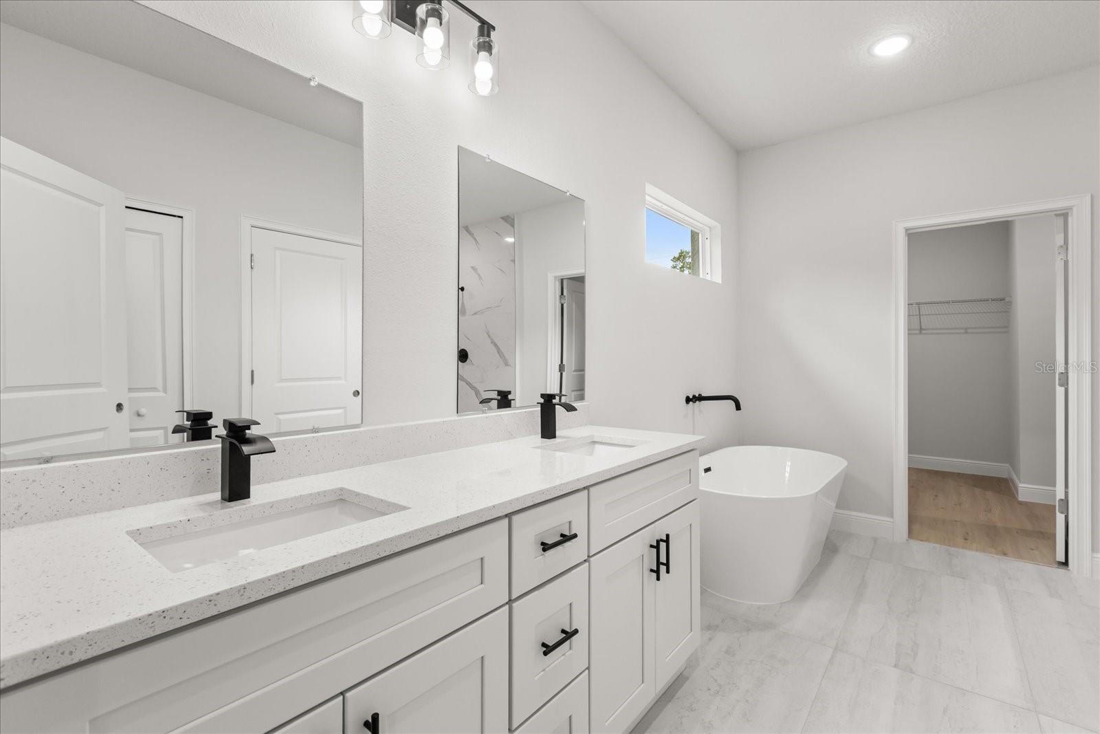 Image 27 of 40 For 6211 Sw 144th