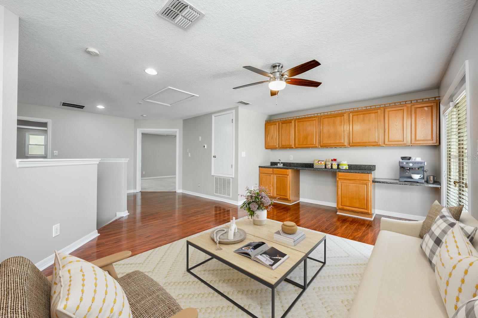 Image 15 of 48 For 2504 Greenwillow Drive