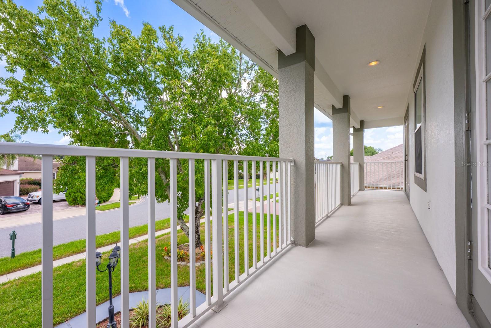 Image 16 of 48 For 2504 Greenwillow Drive