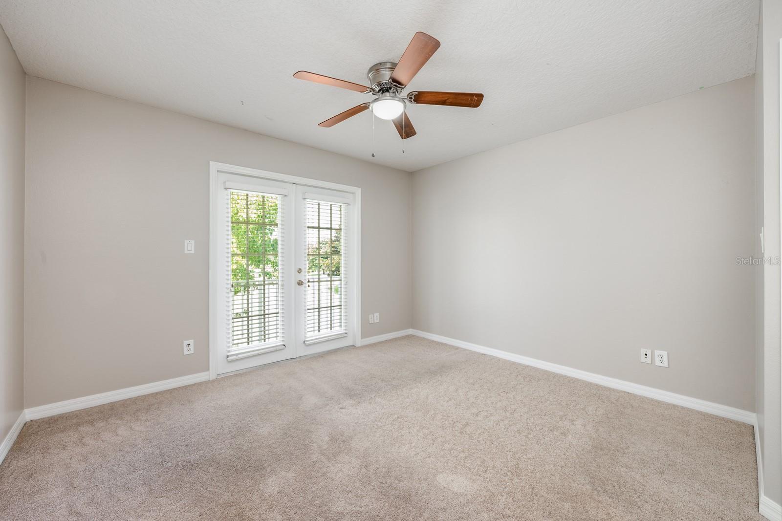 Image 17 of 48 For 2504 Greenwillow Drive
