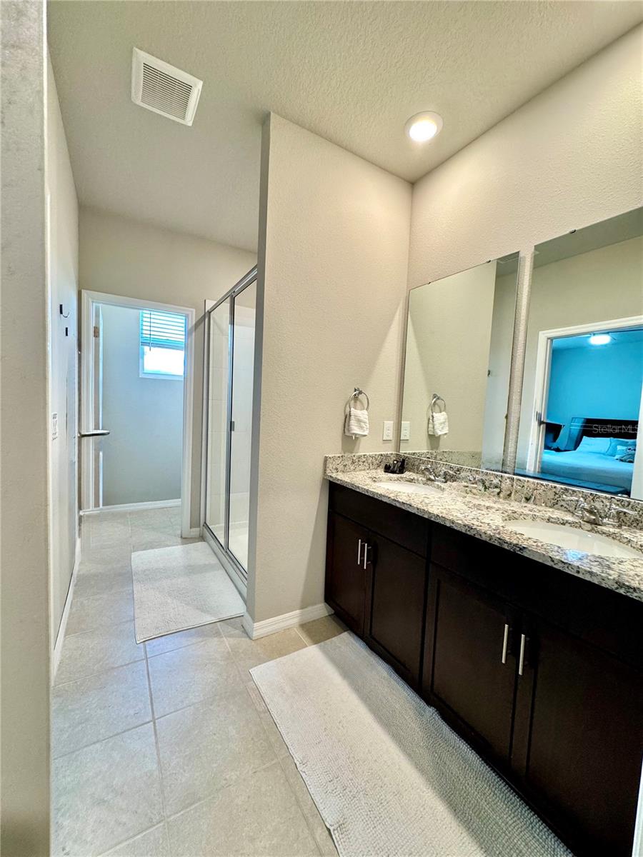 Image 17 of 28 For 416 Adalines Alley