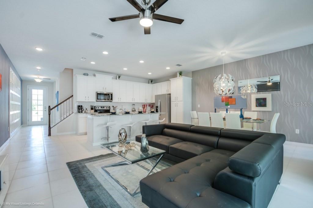 Image 12 of 55 For 1542 Carey Palm Circle
