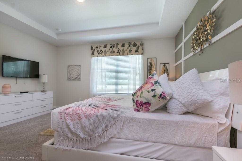 Image 21 of 55 For 1542 Carey Palm Circle