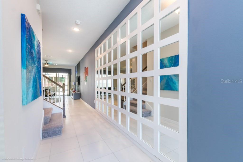 Image 3 of 55 For 1542 Carey Palm Circle