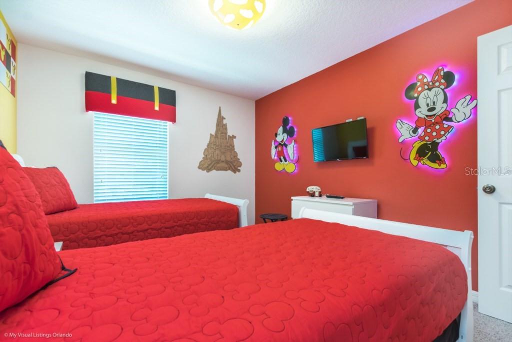 Image 32 of 55 For 1542 Carey Palm Circle