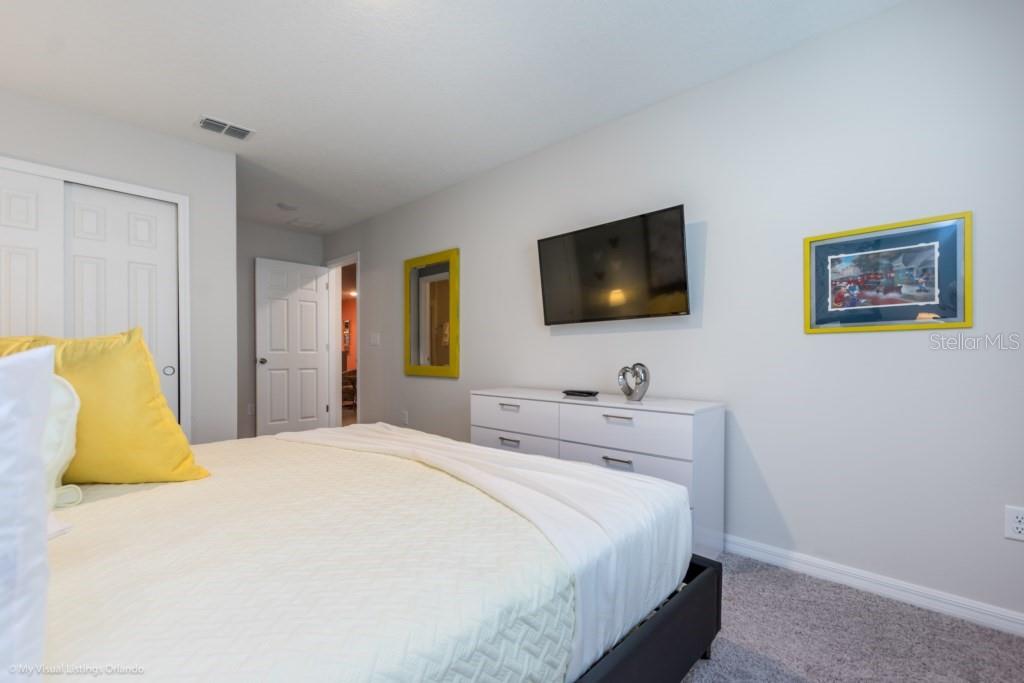 Image 34 of 55 For 1542 Carey Palm Circle