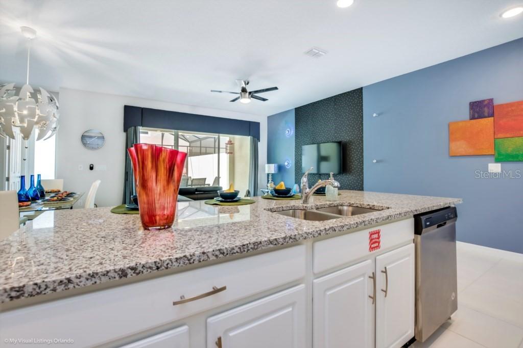 Image 7 of 55 For 1542 Carey Palm Circle