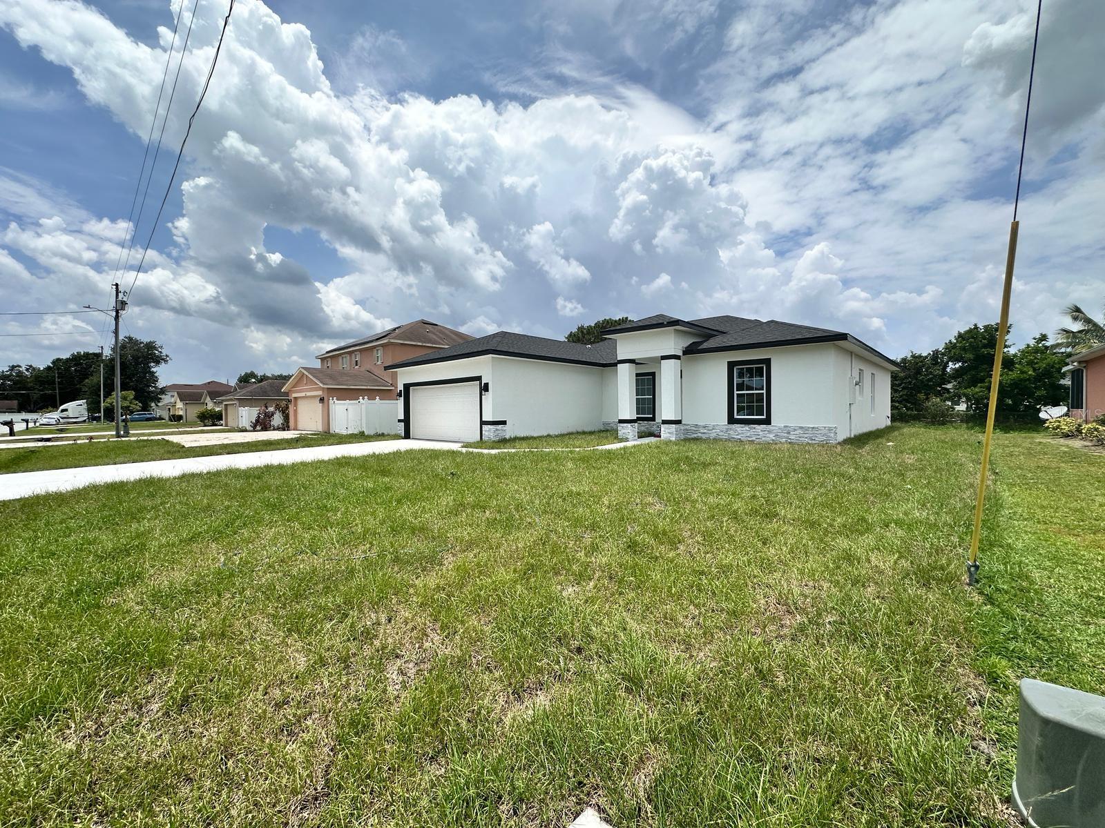 Image 36 of 42 For 511 Finch Court