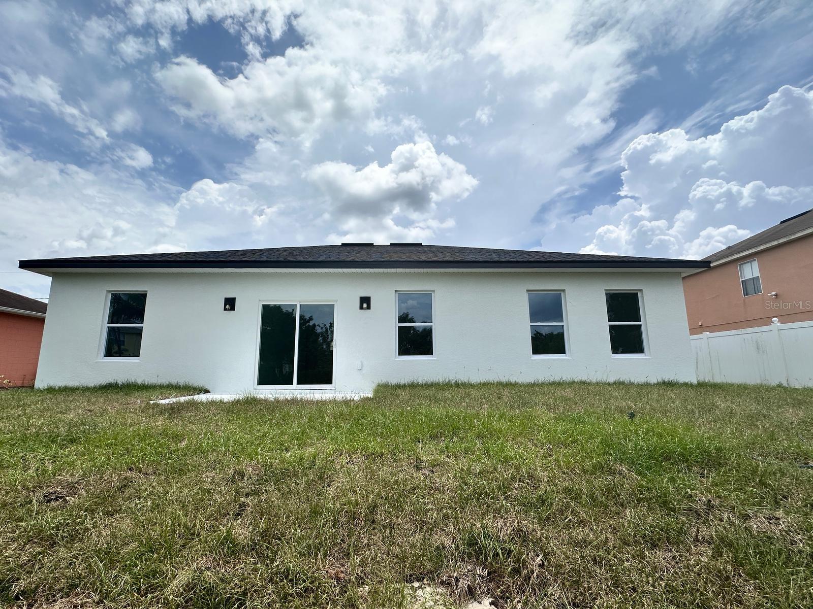 Image 38 of 42 For 511 Finch Court