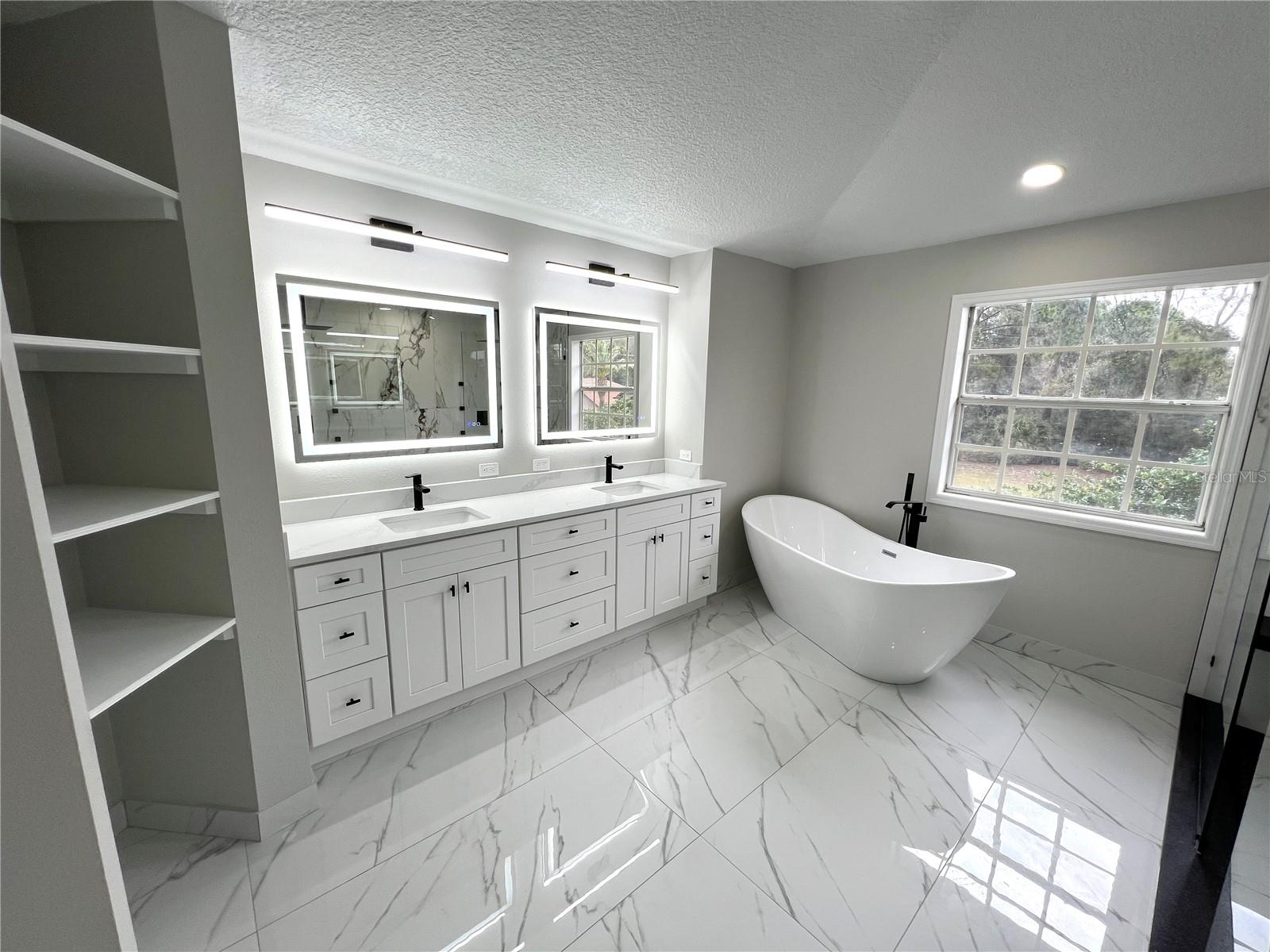Image 13 of 23 For 215 Randon Terrace