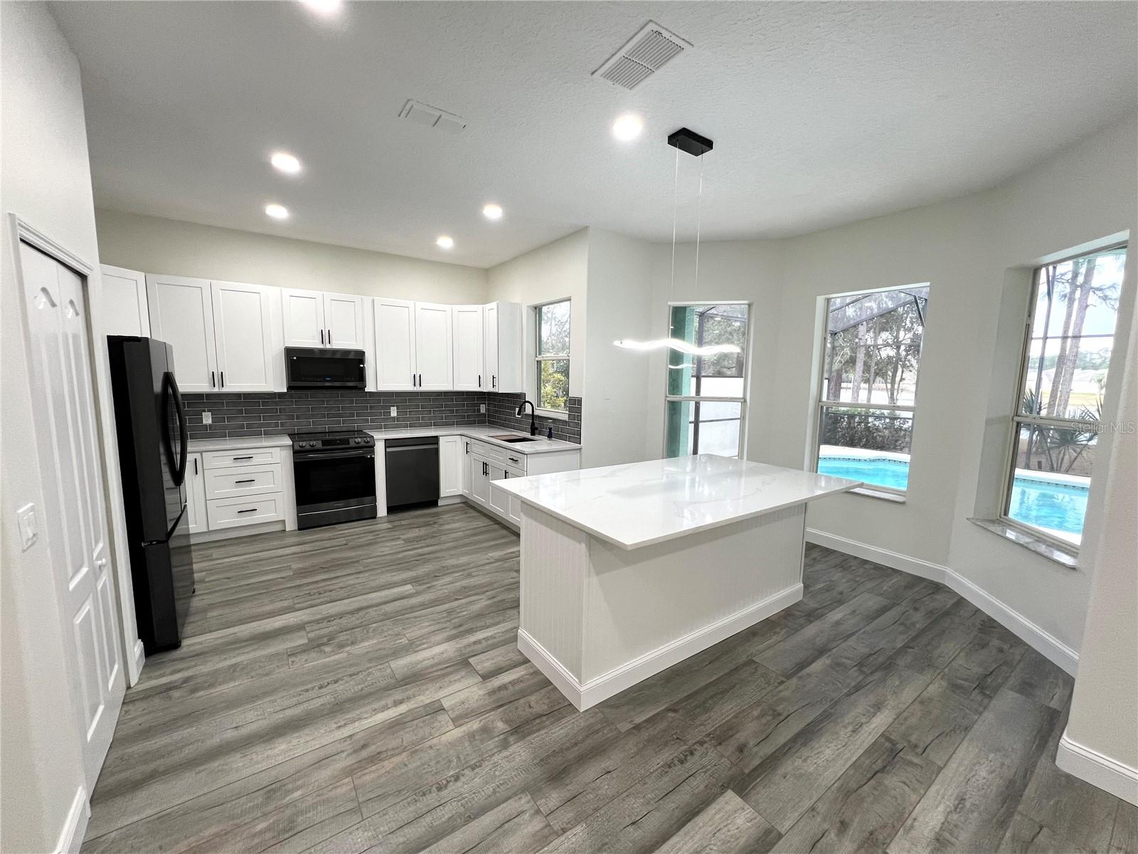 Image 2 of 23 For 215 Randon Terrace