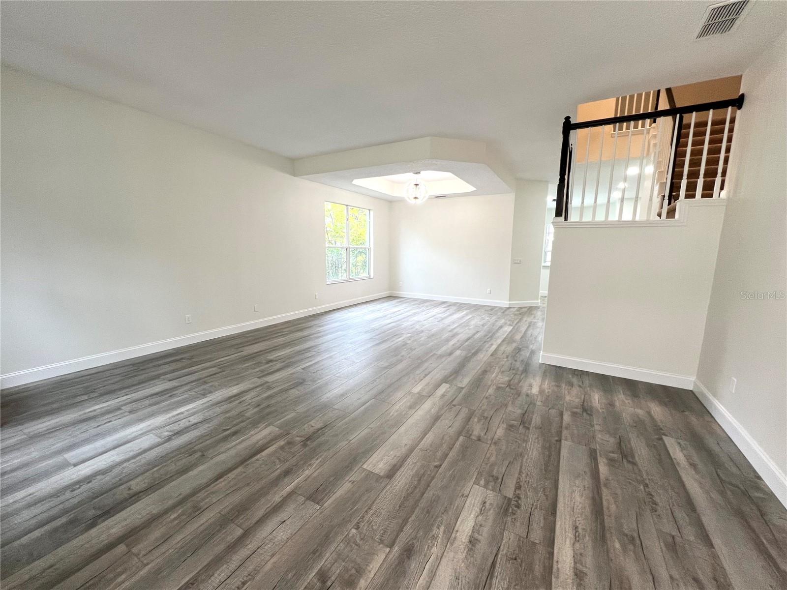 Image 7 of 23 For 215 Randon Terrace