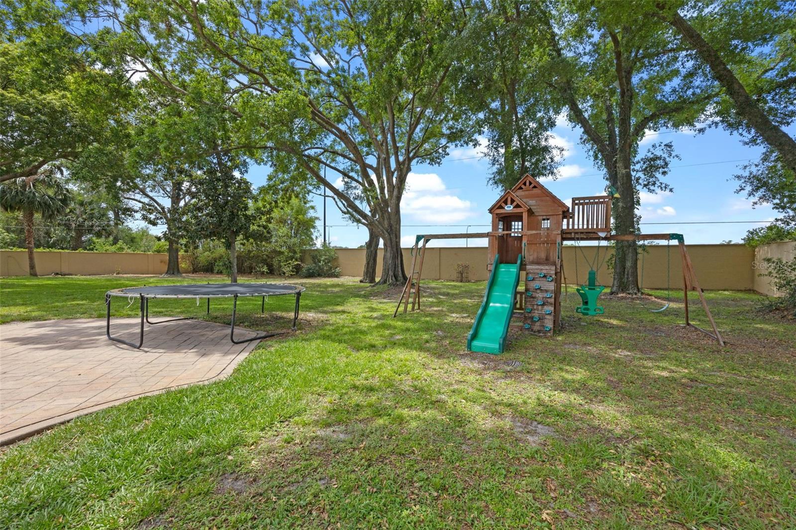 Image 67 of 82 For 229 Flame Avenue