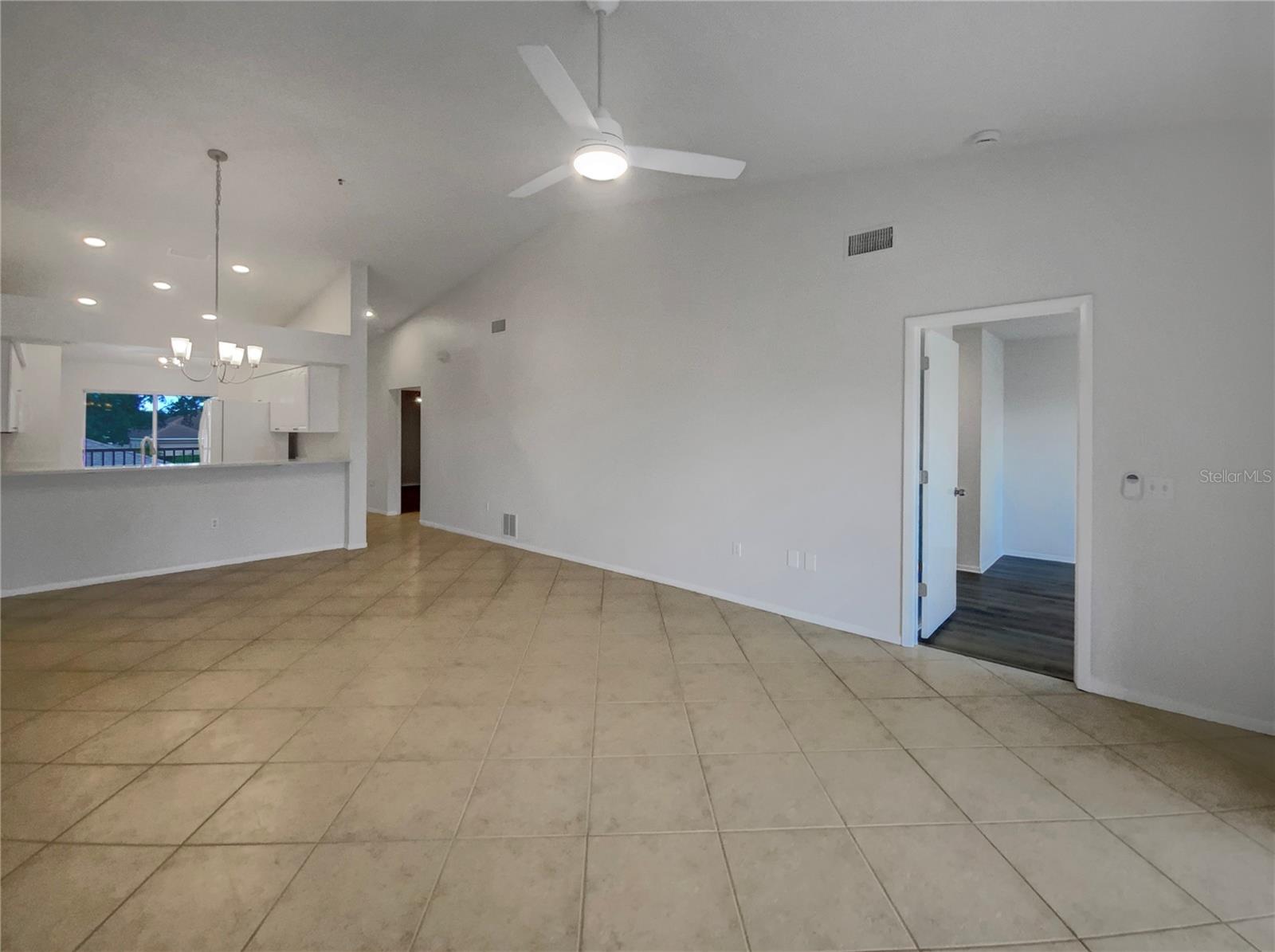 Image 12 of 21 For 6904 Drewrys Bluff 810