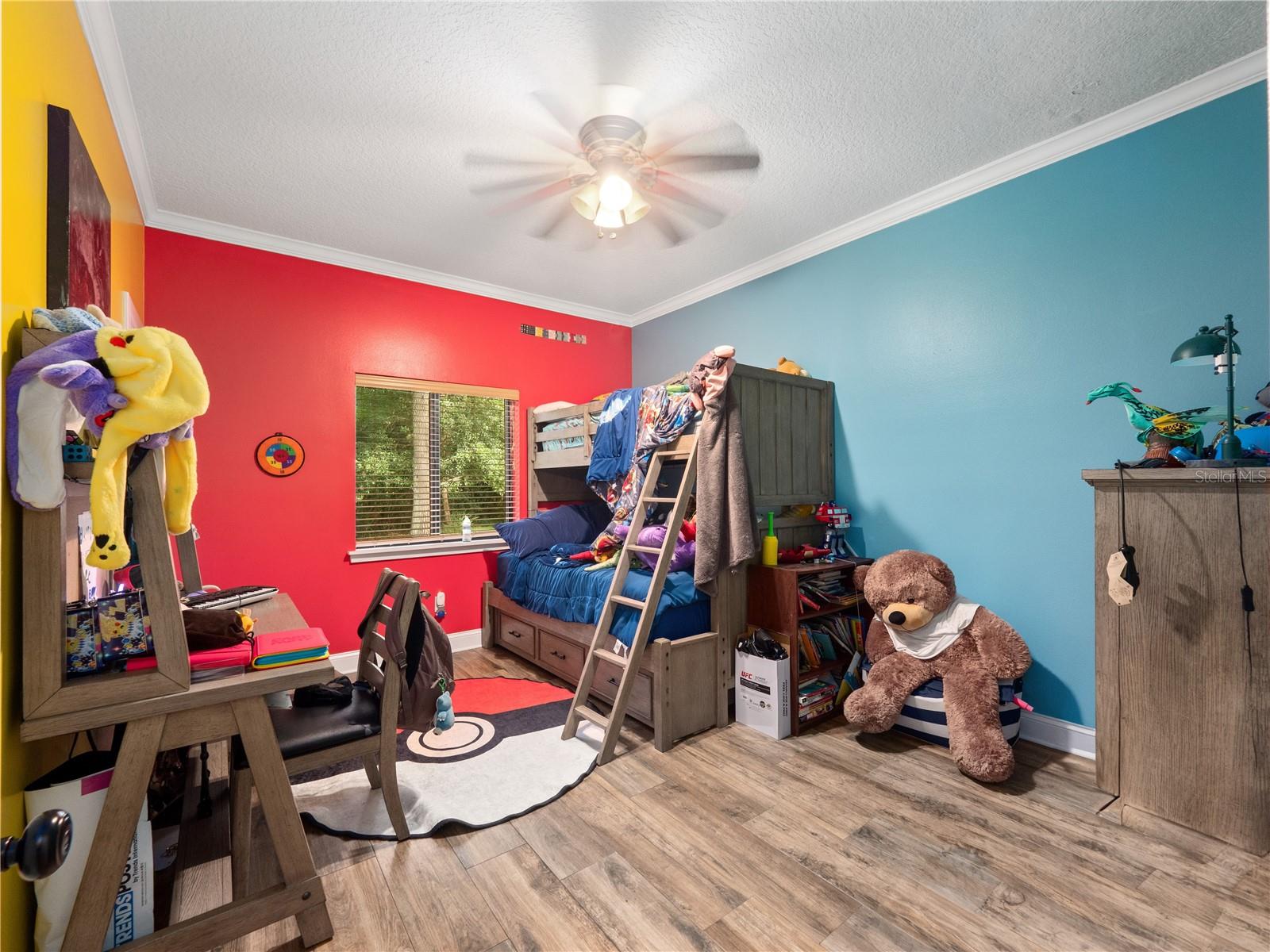 Image 29 of 47 For 2101 Silver Leaf Court