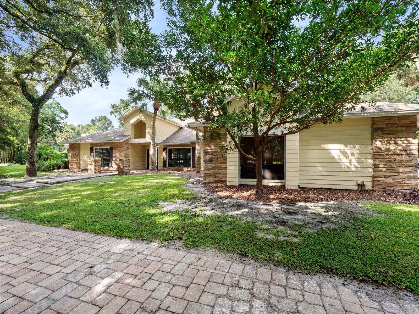 Image 3 of 47 For 2101 Silver Leaf Court