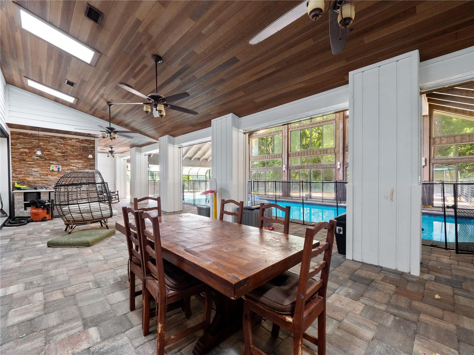 Image 30 of 47 For 2101 Silver Leaf Court
