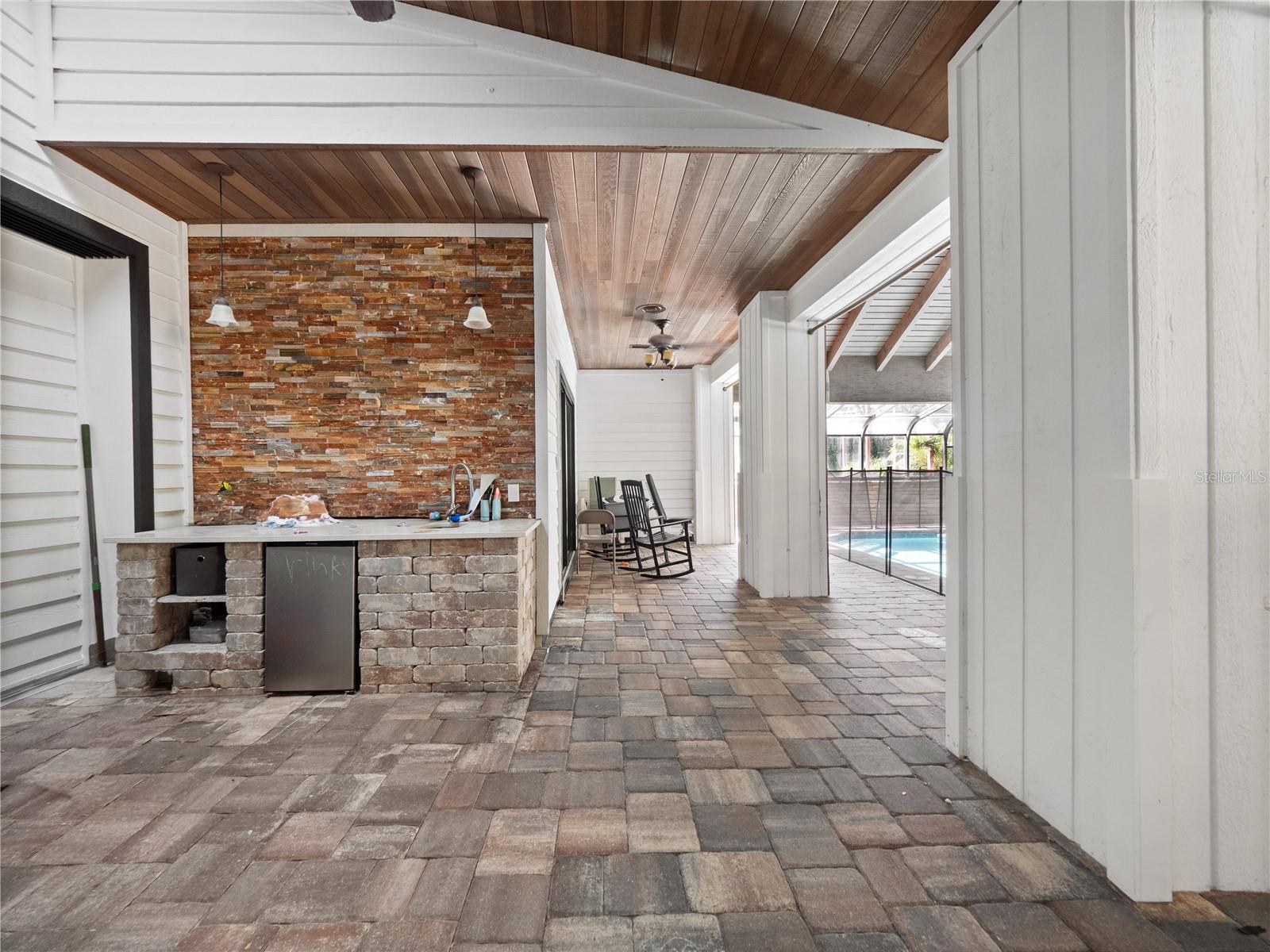 Image 32 of 47 For 2101 Silver Leaf Court