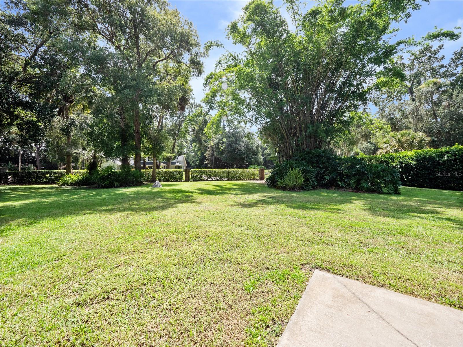Image 38 of 47 For 2101 Silver Leaf Court