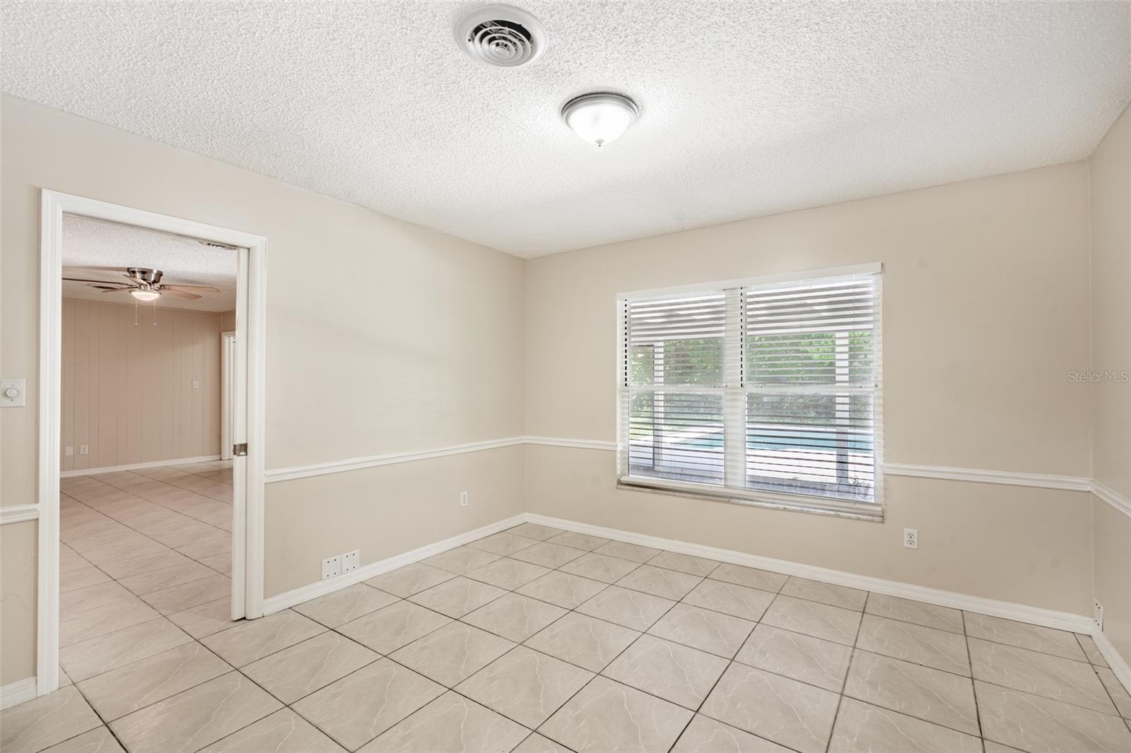 Image 10 of 36 For 806 Highland Drive